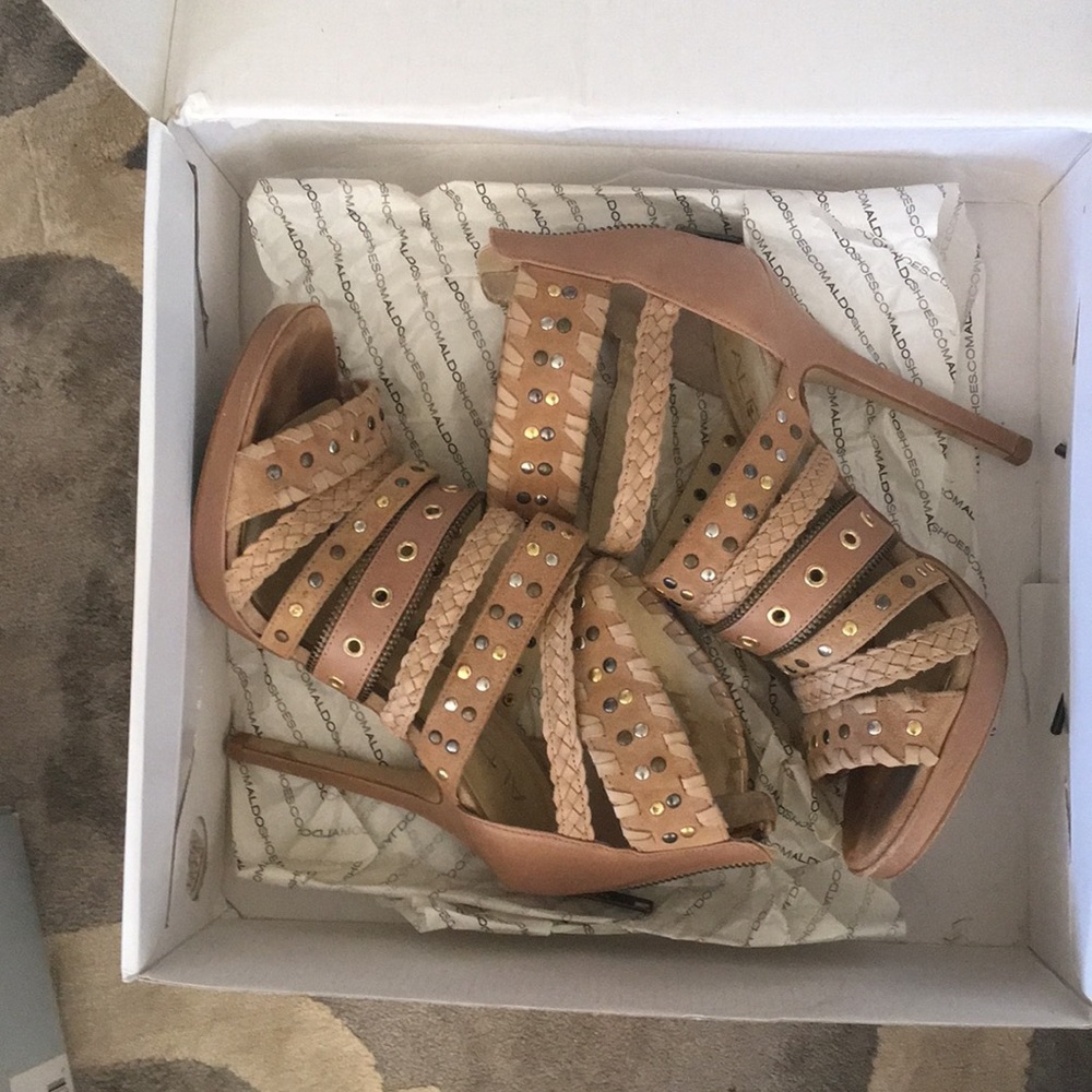 Aldo’s shoes